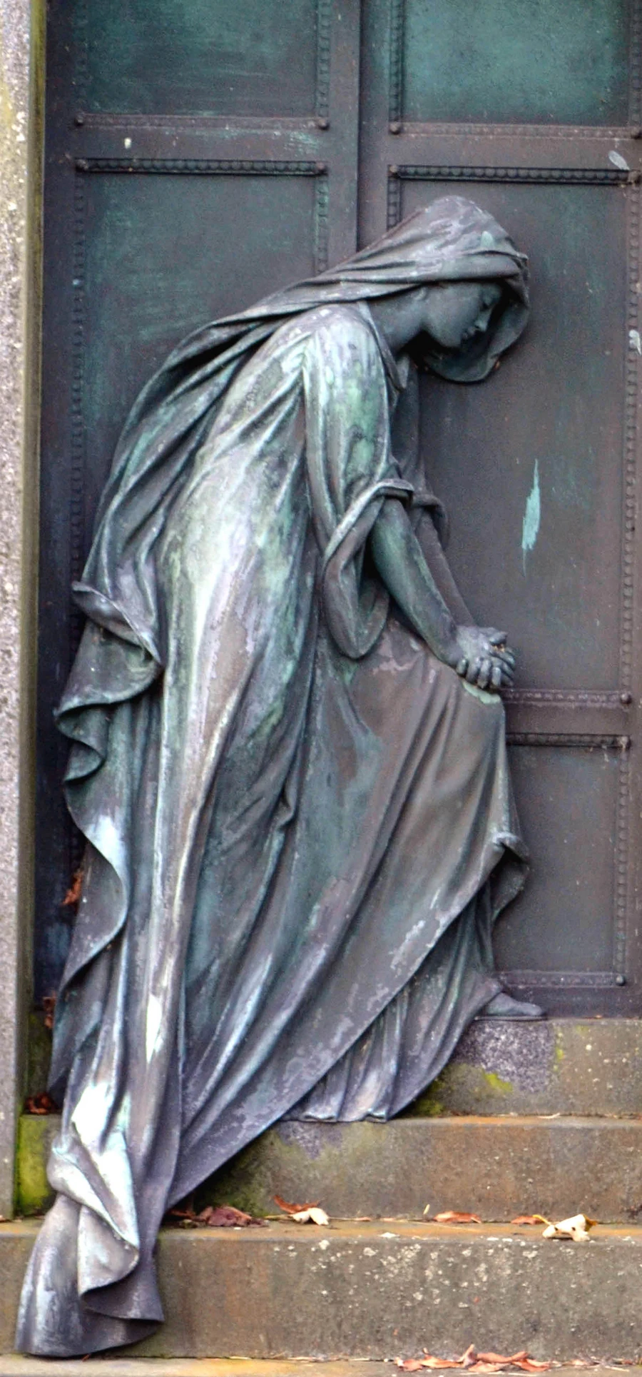 Detail Friedhof Mathildenstraße Lüdenscheid Foto Susanne Thomas.jpg