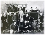 Paul Wieghardt als Vorsitzender der Fakultät für Bildende Künste am Art Institute of Chicago inmitten seine Kollegen, 1967, unbekannter Fotograf, Slg. Wieghardt Berlin